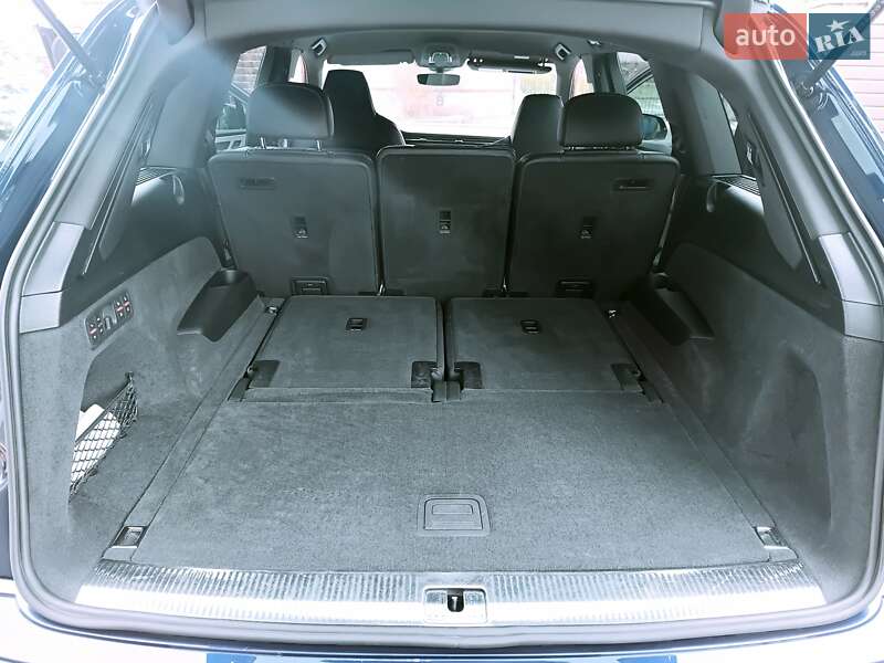 Внедорожник / Кроссовер Audi Q7 2022 в Киеве фото 43 Внедорожник / Кроссовер Audi Q7 2022 в Киеве