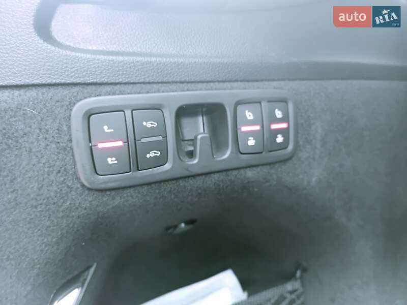Внедорожник / Кроссовер Audi Q7 2022 в Киеве фото 45 Внедорожник / Кроссовер Audi Q7 2022 в Киеве