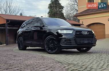 Внедорожник / Кроссовер Audi Q7 2018 в Мукачево