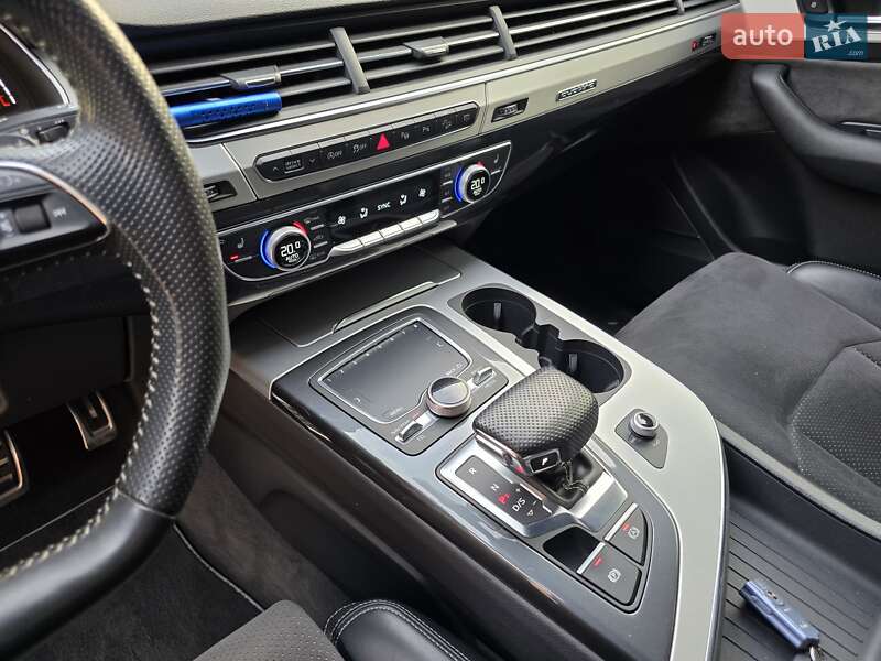 Внедорожник / Кроссовер Audi Q7 2018 в Мукачево фото 44 Внедорожник / Кроссовер Audi Q7 2018 в Мукачево