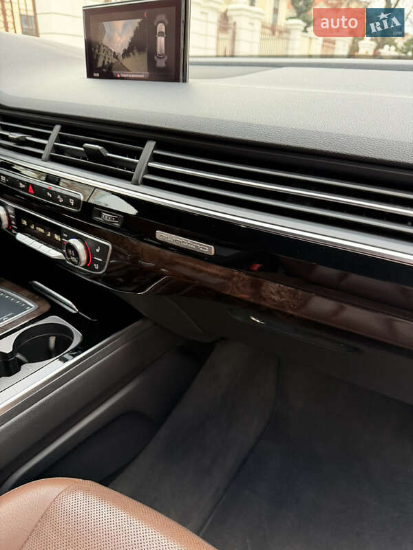Внедорожник / Кроссовер Audi Q7 2015 в Одессе фото 18 Внедорожник / Кроссовер Audi Q7 2015 в Одессе