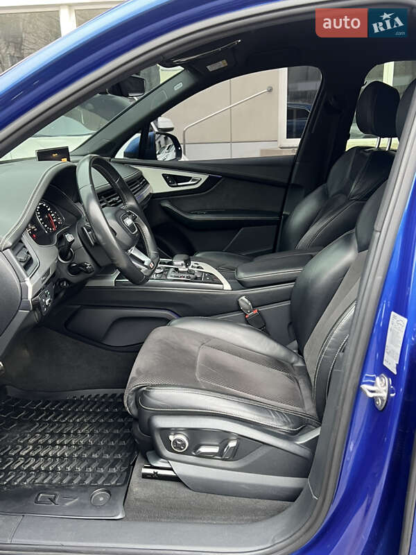 Позашляховик / Кросовер Audi Q7 2016 в Одесі
