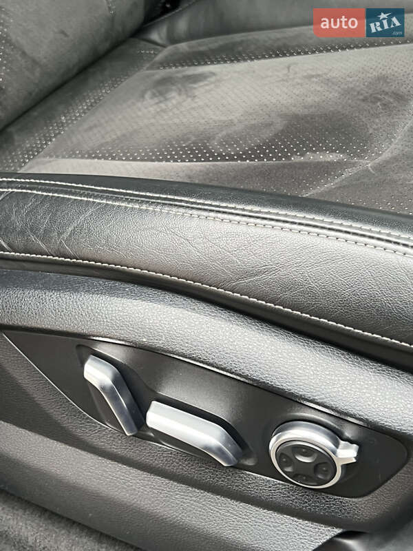 Позашляховик / Кросовер Audi Q7 2016 в Одесі