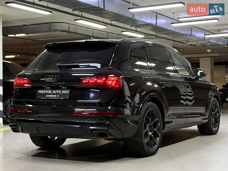 Внедорожник / Кроссовер Audi Q7 2024 в Киеве