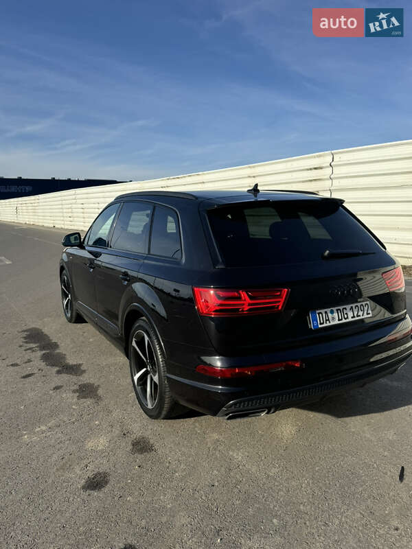 Внедорожник / Кроссовер Audi Q7 2018 в Львове