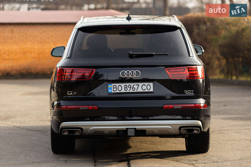 Внедорожник / Кроссовер Audi Q7 2017 в Тернополе