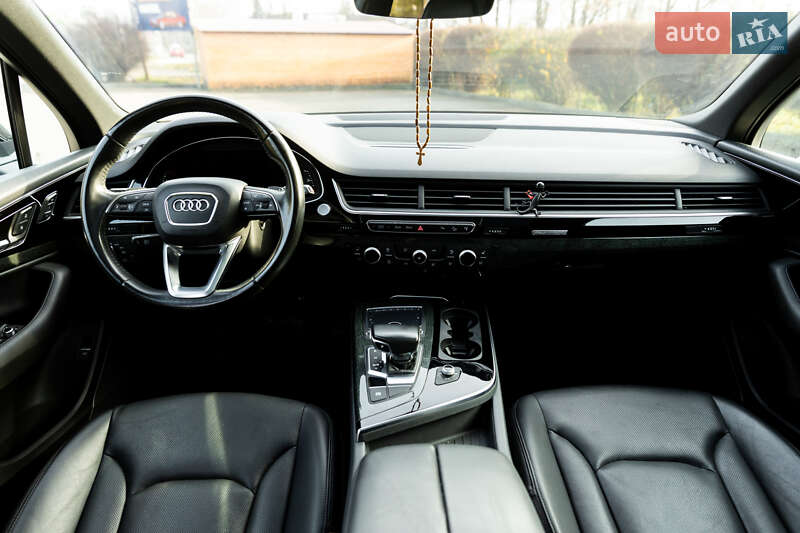 Внедорожник / Кроссовер Audi Q7 2017 в Тернополе