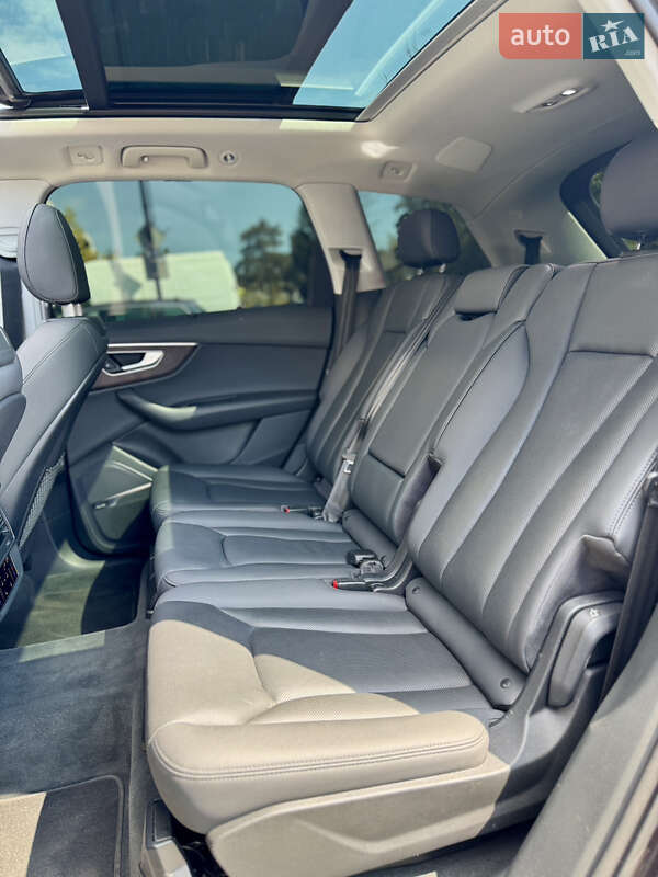 Внедорожник / Кроссовер Audi Q7 2020 в Ужгороде фото 29 Внедорожник / Кроссовер Audi Q7 2020 в Ужгороде