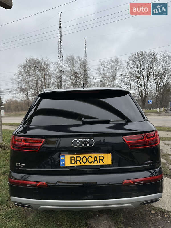 Внедорожник / Кроссовер Audi Q7 2019 в Луцке