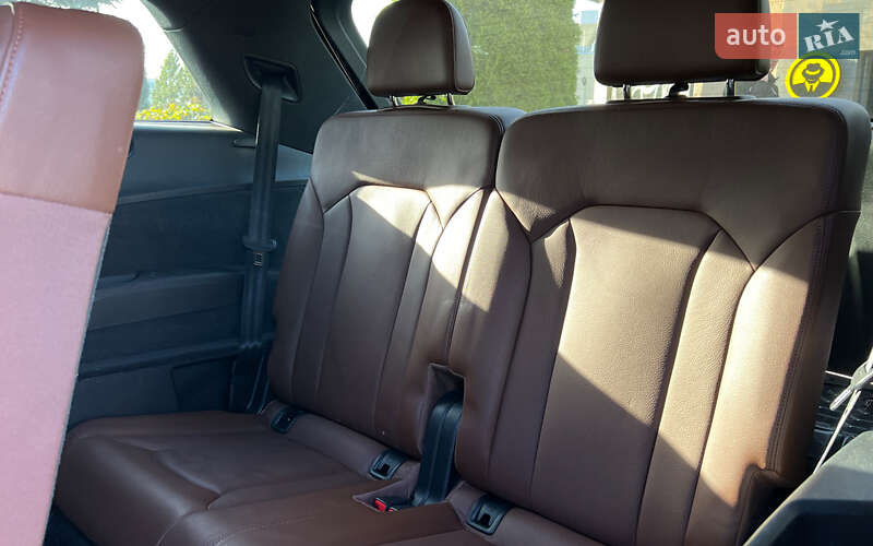 Внедорожник / Кроссовер Audi Q7 2016 в Львове