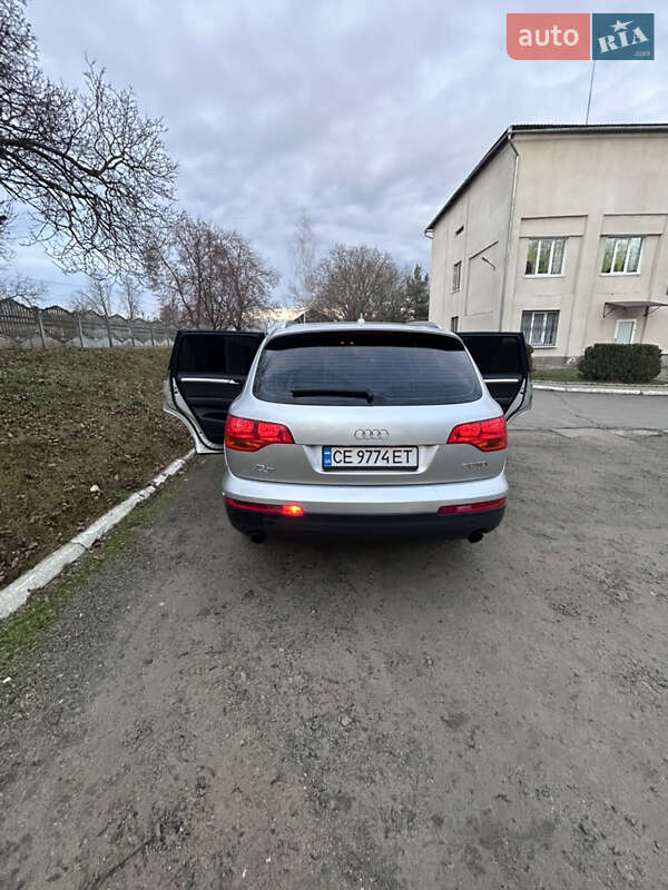 Внедорожник / Кроссовер Audi Q7 2007 в Сокирянах