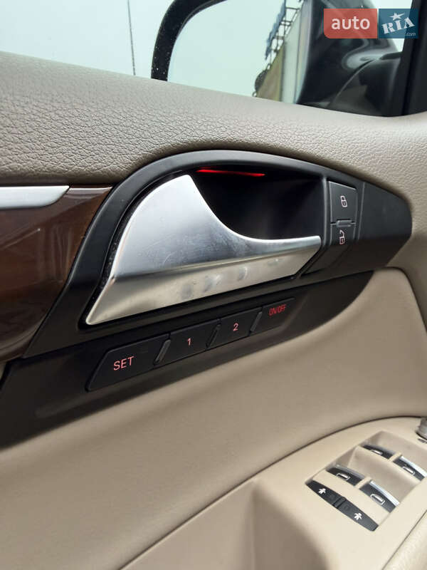 Внедорожник / Кроссовер Audi Q7 2011 в Киеве