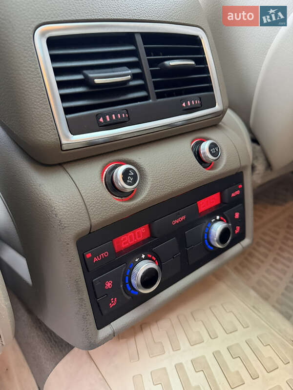 Внедорожник / Кроссовер Audi Q7 2011 в Киеве