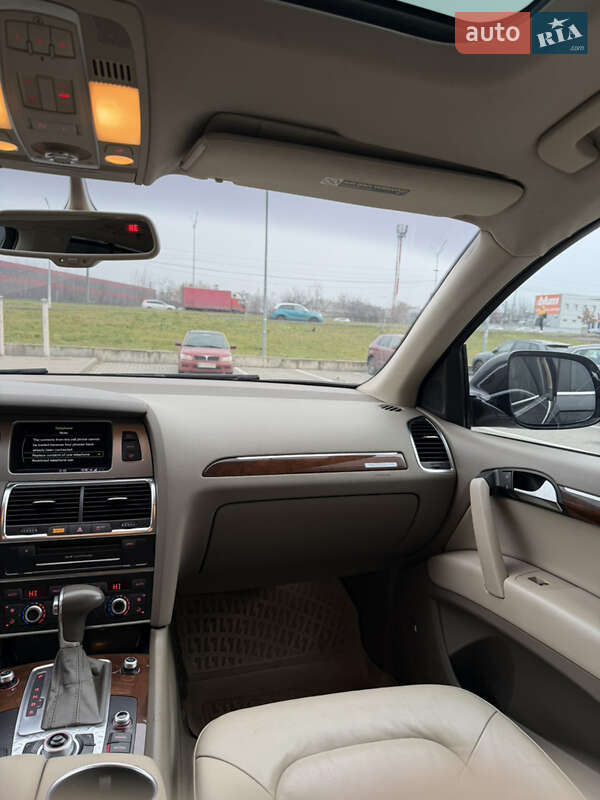 Внедорожник / Кроссовер Audi Q7 2011 в Киеве