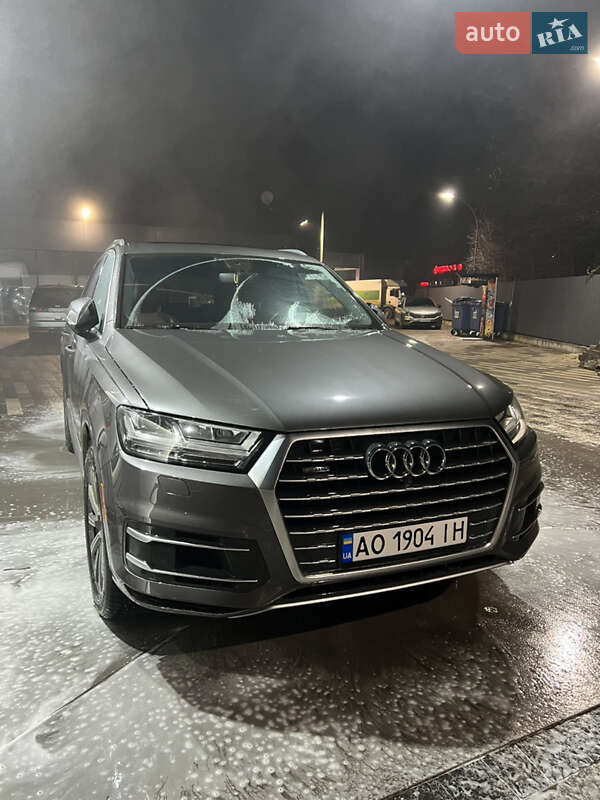 Audi Q7 2018