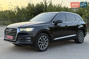 Позашляховик / Кросовер Audi Q7 2016 в Дубні
