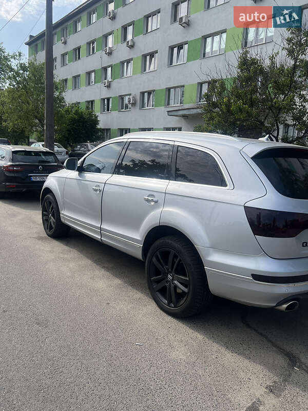 Внедорожник / Кроссовер Audi Q7 2014 в Киеве