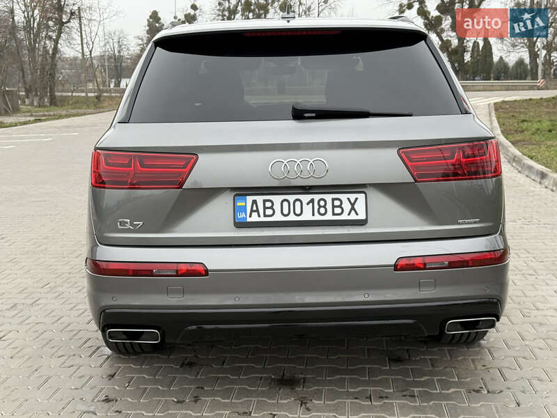 Внедорожник / Кроссовер Audi Q7 2016 в Виннице