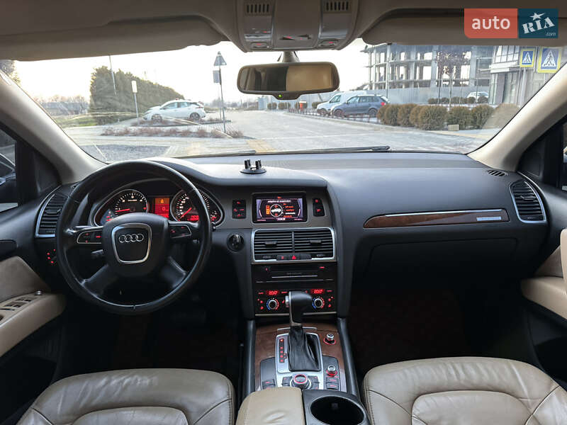 Внедорожник / Кроссовер Audi Q7 2010 в Городке фото 24 Внедорожник / Кроссовер Audi Q7 2010 в Городке