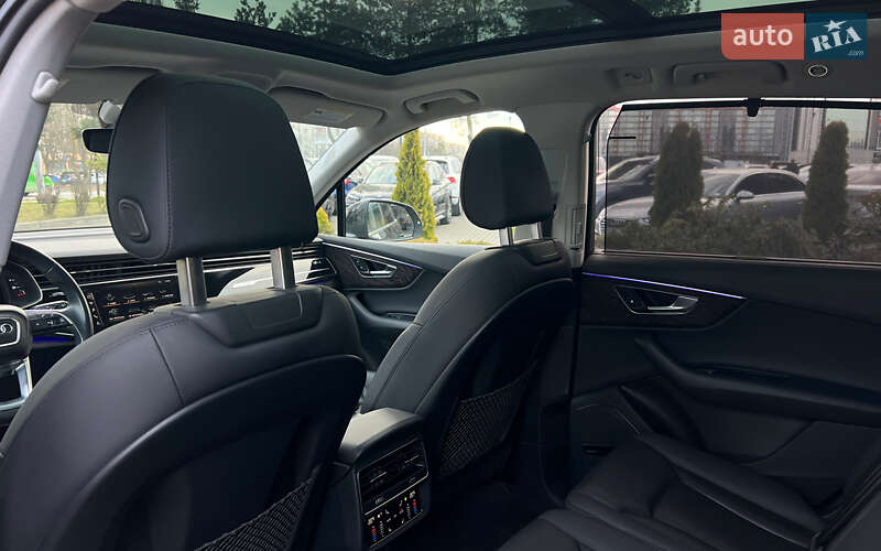 Внедорожник / Кроссовер Audi Q7 2019 в Львове фото 27 Внедорожник / Кроссовер Audi Q7 2019 в Львове