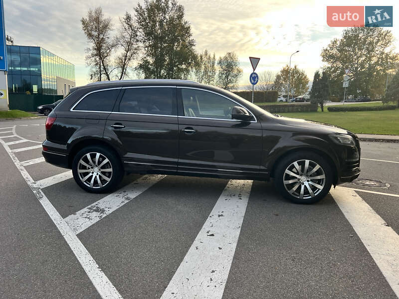 Внедорожник / Кроссовер Audi Q7 2011 в Киеве