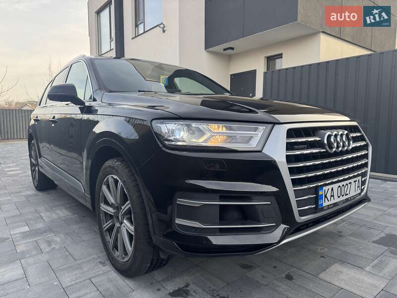 Внедорожник / Кроссовер Audi Q7 2018 в Киеве