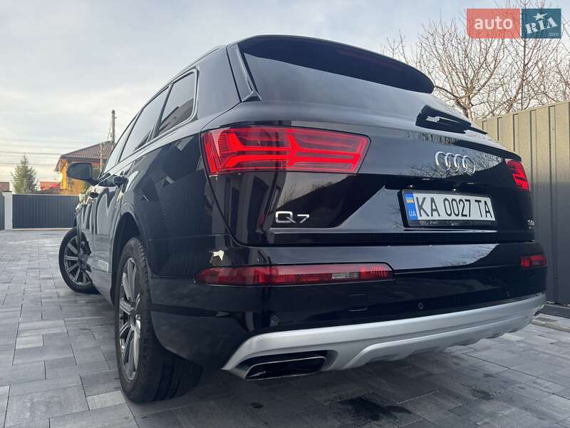 Внедорожник / Кроссовер Audi Q7 2018 в Киеве