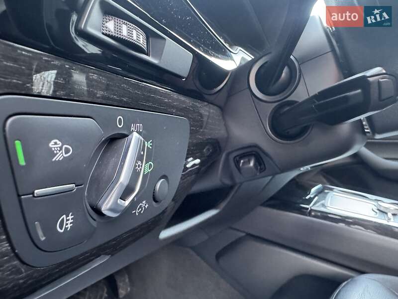 Внедорожник / Кроссовер Audi Q7 2018 в Киеве