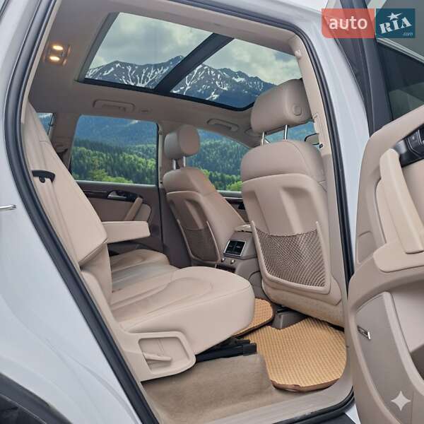 Внедорожник / Кроссовер Audi Q7 2013 в Тернополе