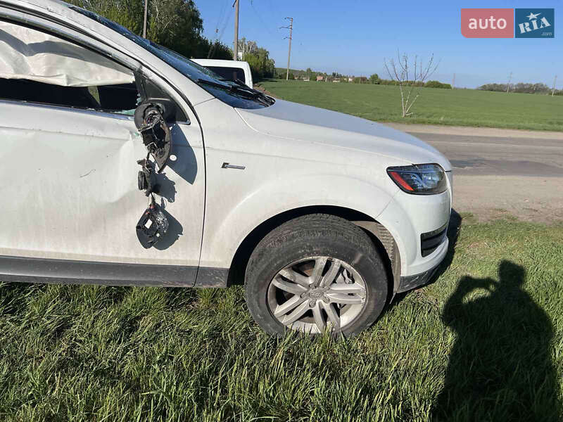 Внедорожник / Кроссовер Audi Q7 2014 в Киеве