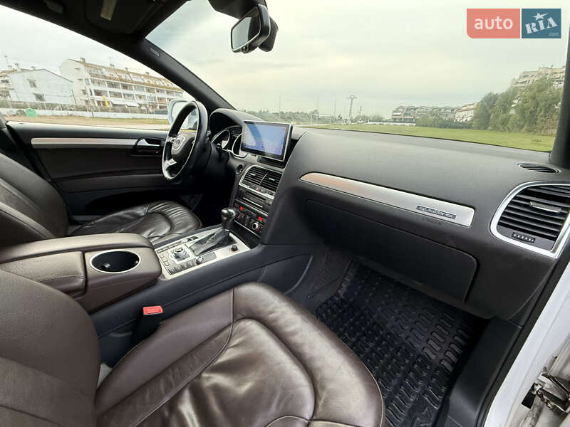 Внедорожник / Кроссовер Audi Q7 2014 в Самборе фото 66 Внедорожник / Кроссовер Audi Q7 2014 в Самборе