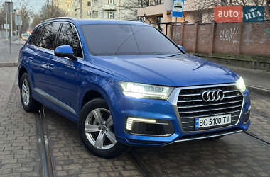 Позашляховик / Кросовер Audi Q7 2015 в Львові