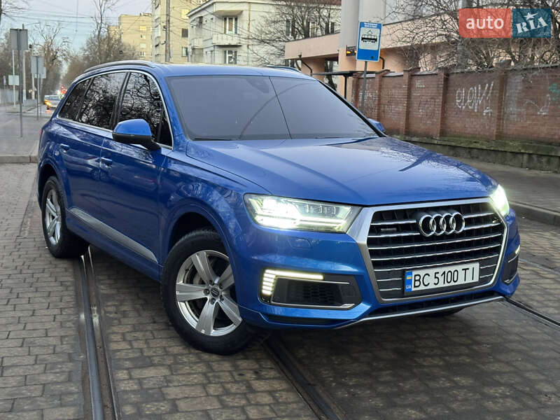Внедорожник / Кроссовер Audi Q7 2015 в Львове