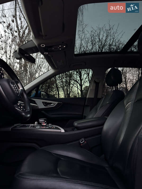 Внедорожник / Кроссовер Audi Q7 2015 в Львове