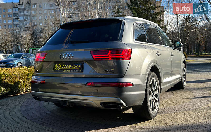 Внедорожник / Кроссовер Audi Q7 2017 в Львове
