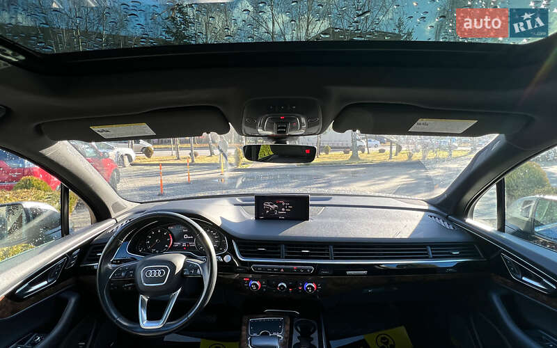 Внедорожник / Кроссовер Audi Q7 2017 в Львове
