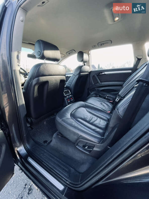 Внедорожник / Кроссовер Audi Q7 2009 в Киеве