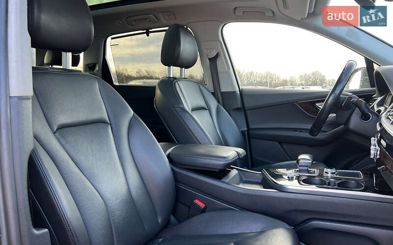 Внедорожник / Кроссовер Audi Q7 2016 в Львове