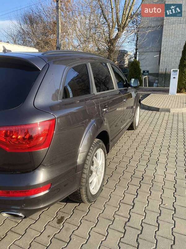 Внедорожник / Кроссовер Audi Q7 2014 в Виннице