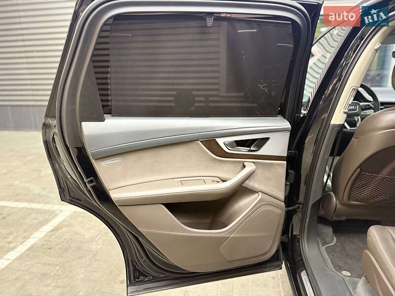 Внедорожник / Кроссовер Audi Q7 2016 в Киеве фото 11 Внедорожник / Кроссовер Audi Q7 2016 в Киеве