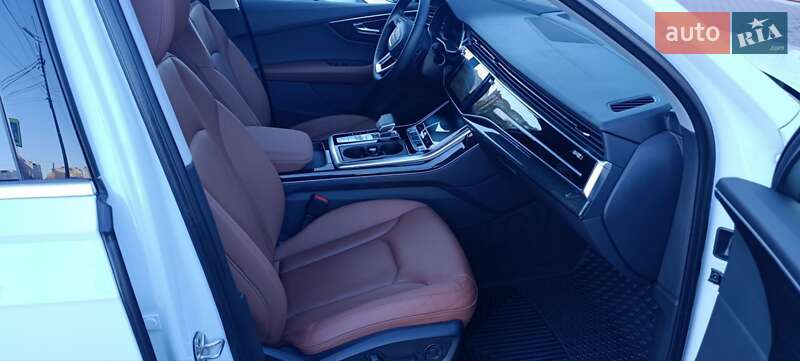 Внедорожник / Кроссовер Audi Q7 2020 в Хмельницком