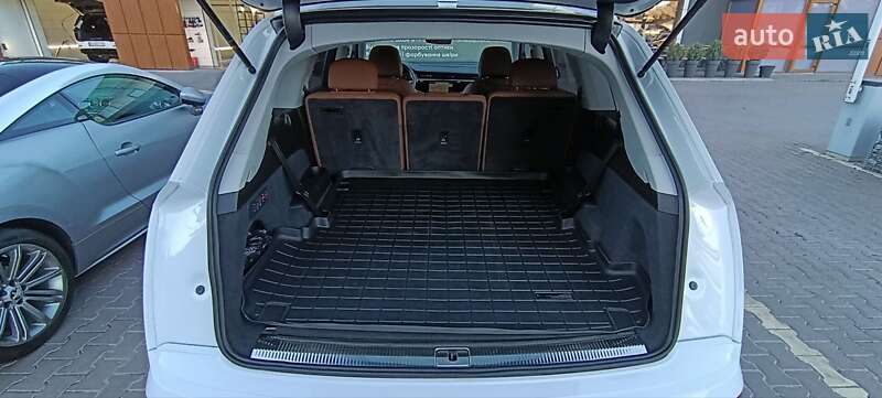 Внедорожник / Кроссовер Audi Q7 2020 в Хмельницком