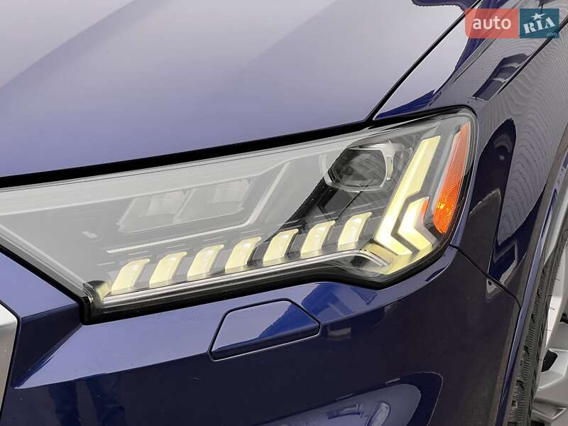 Внедорожник / Кроссовер Audi Q7 2020 в Сумах