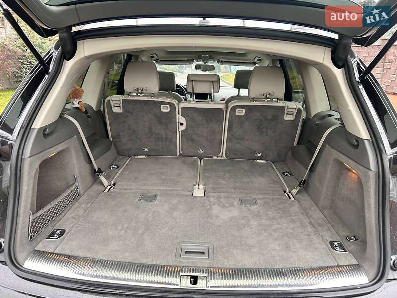 Внедорожник / Кроссовер Audi Q7 2012 в Ровно