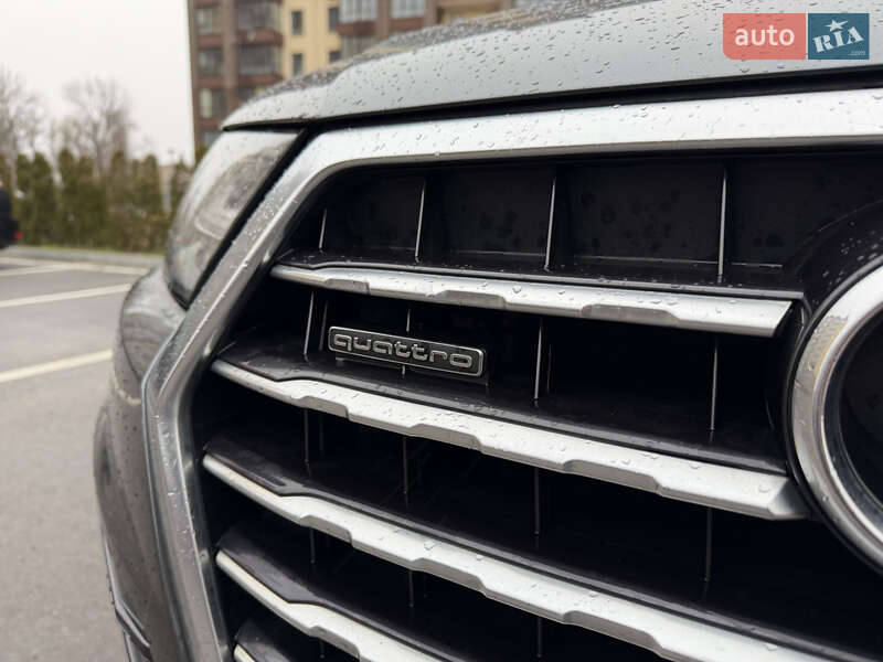 Внедорожник / Кроссовер Audi Q7 2015 в Чернигове