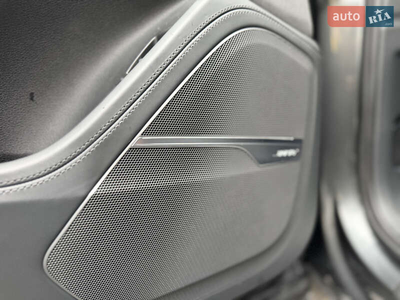 Внедорожник / Кроссовер Audi Q7 2015 в Чернигове