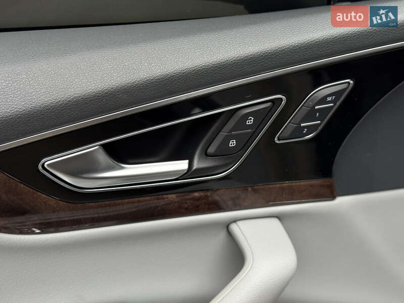 Внедорожник / Кроссовер Audi Q7 2017 в Днепре