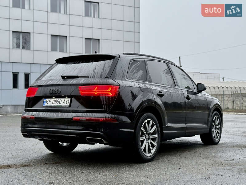 Внедорожник / Кроссовер Audi Q7 2019 в Днепре