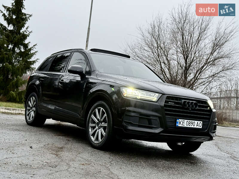 Внедорожник / Кроссовер Audi Q7 2019 в Днепре