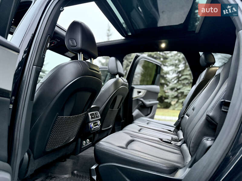 Внедорожник / Кроссовер Audi Q7 2019 в Днепре